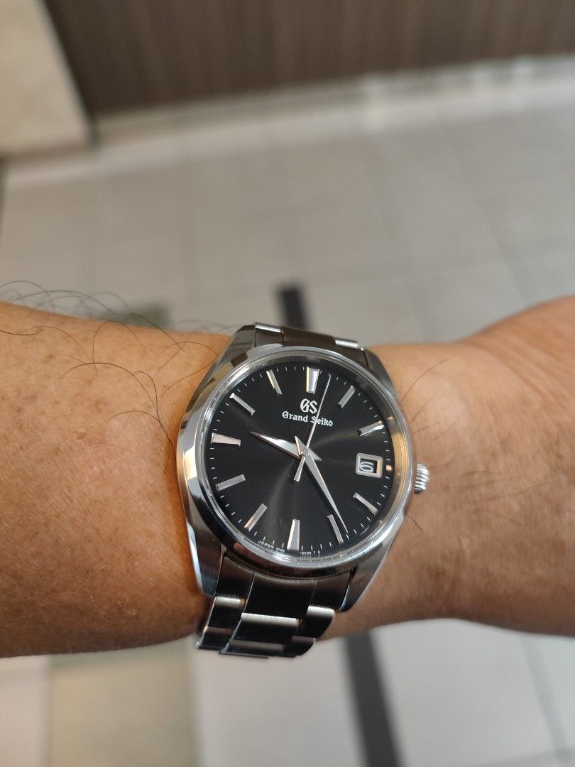 Grand Seiko SBGP011, Men's Fashion, Watches & Accessories, Watches on  Carousell
