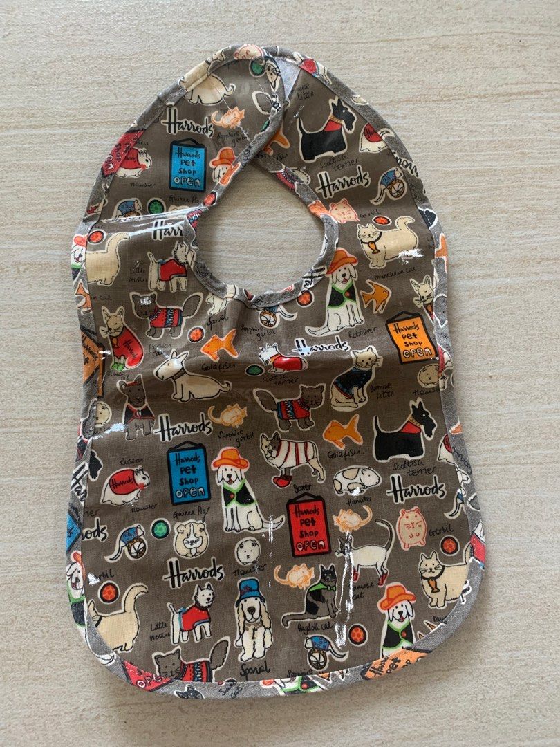 Harrods Baby Bib, Babies Kids, Babies Kids Fashion on Carousell
