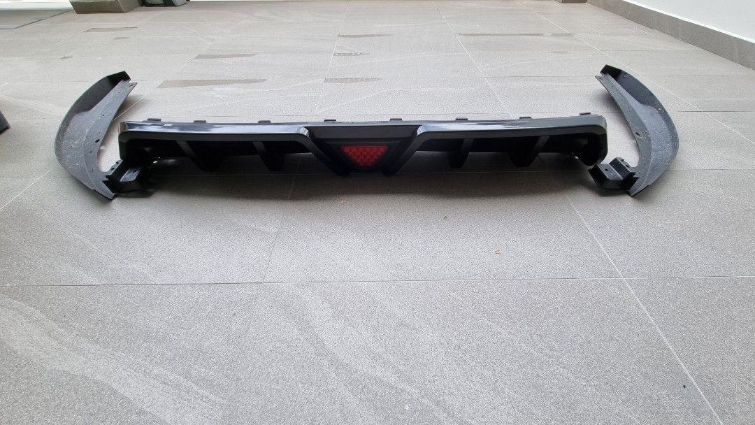 Diffusers Fc Honda Civic FC Rear Diffuser, Car Accessories, Accessories on Carousell