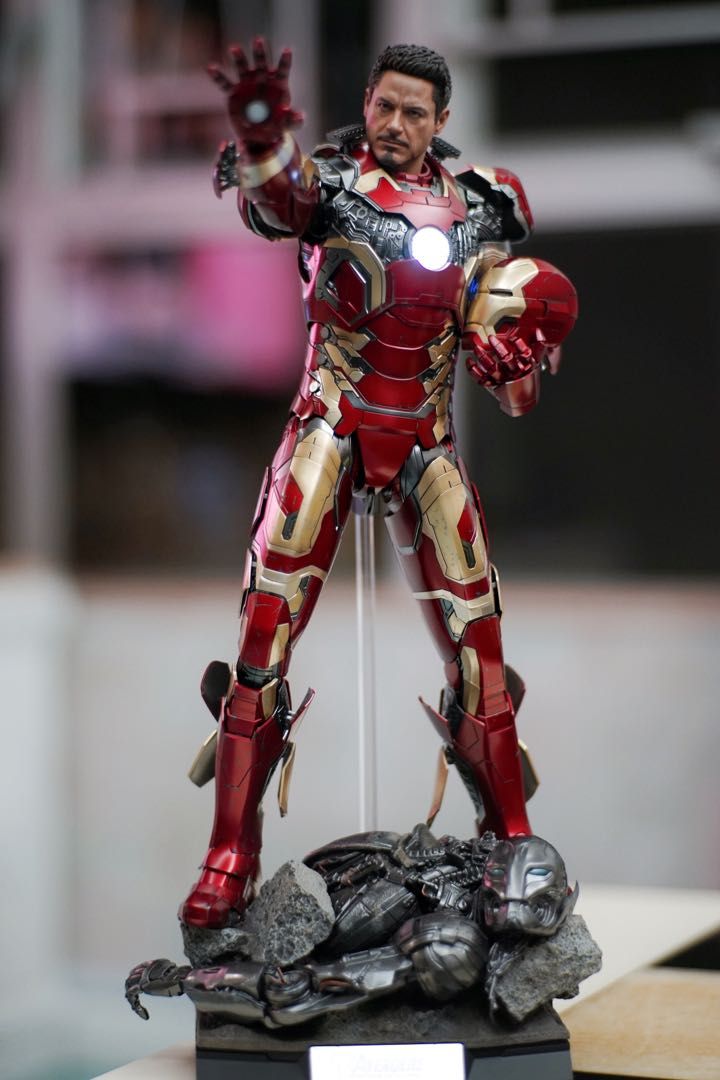 Hot Toys QS005 1 4 Iron Man MK43 Carousell