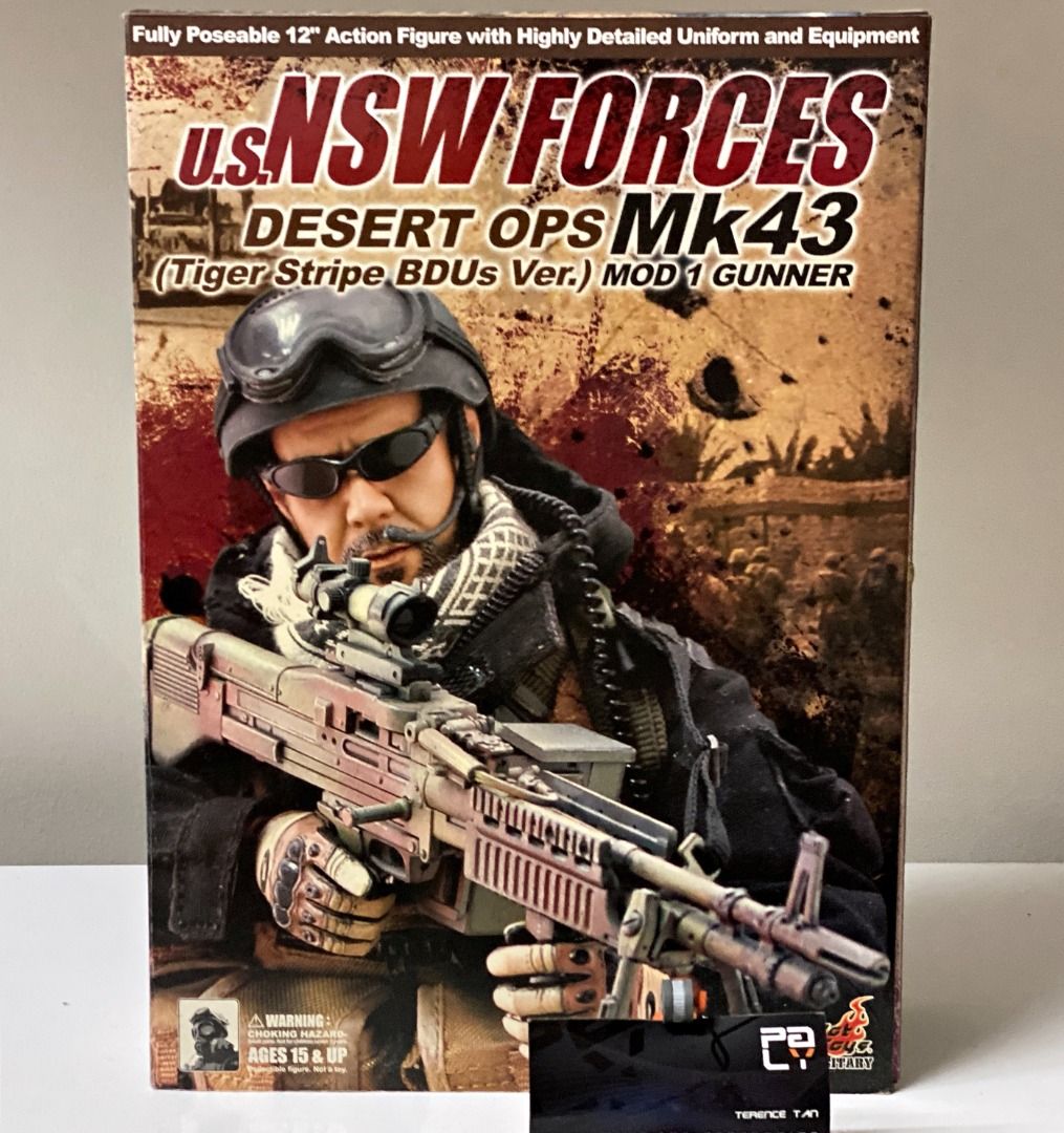 Hot Toys U.S. NSW Forces Desert Operation MK43 MOD1 Gunner