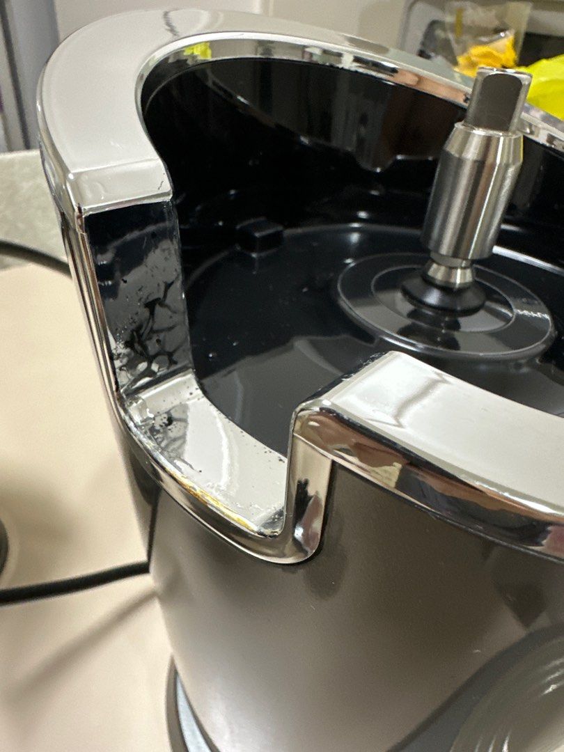 Hurom H100 Slow Juicer, TV & Home Appliances, Kitchen Appliances