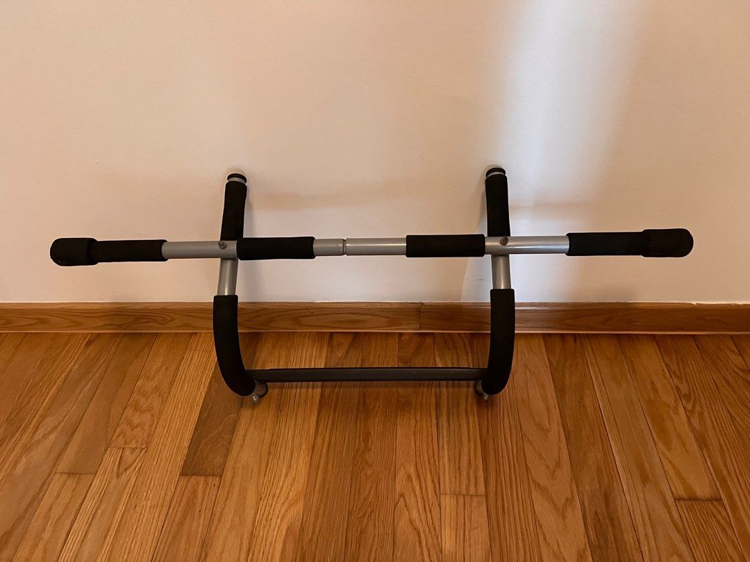 Chin up 2025 bar iron gym