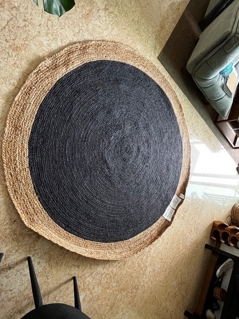 Jute Round Spotlight Carpet , Furniture & Home Living, Home Decor