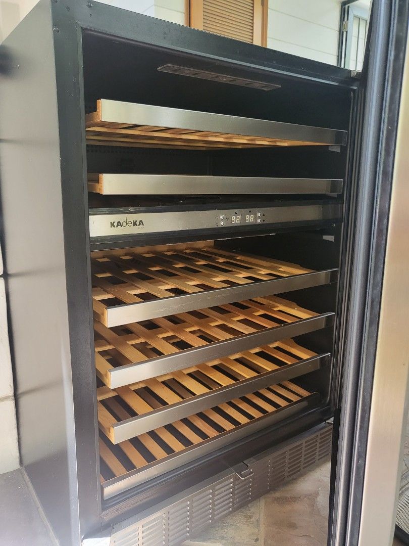 Kadeka Wine Chiller 45, TV & Home Appliances, Kitchen Appliances, Wine