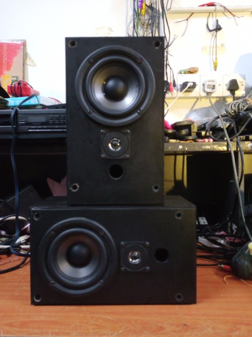 Ku h.kardon bookshelf speaker elok, Audio, Soundbars, Speakers