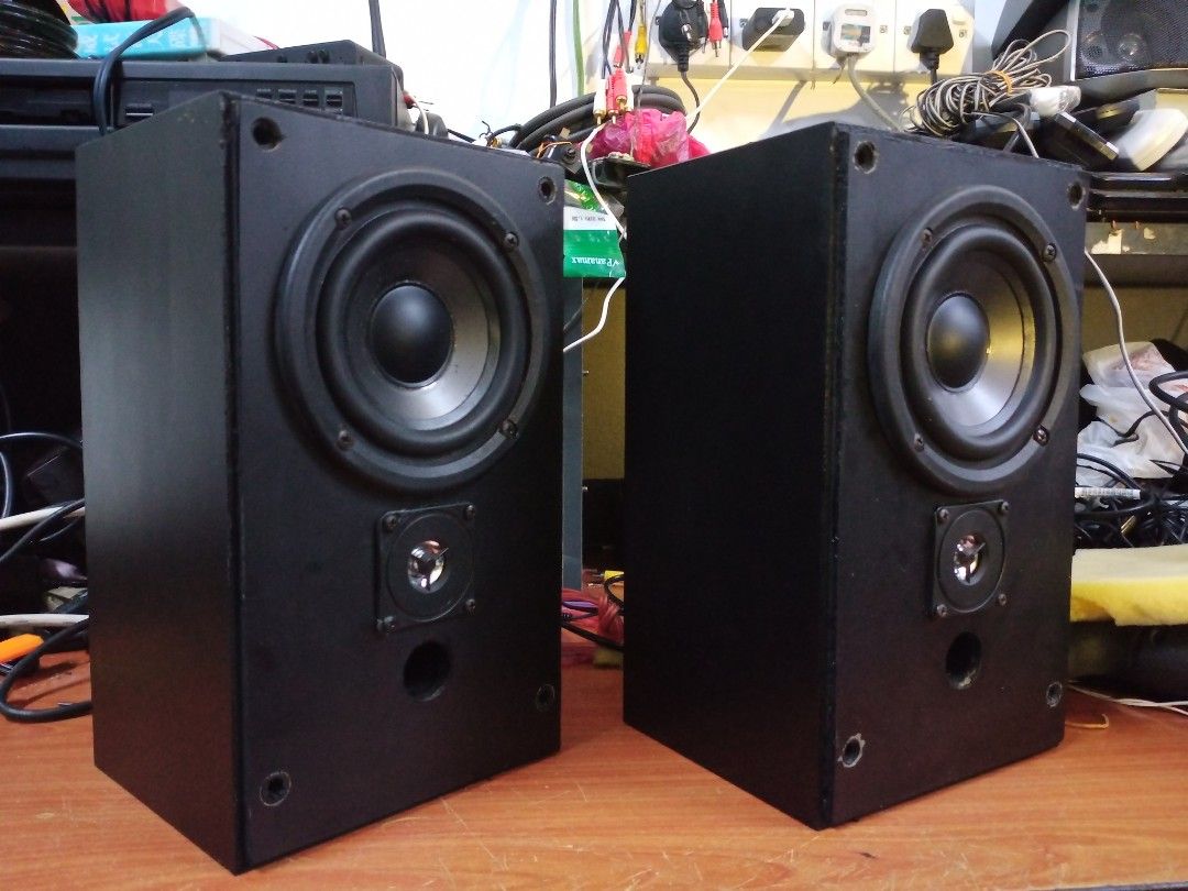 Ku h.kardon bookshelf speaker elok, Audio, Soundbars, Speakers