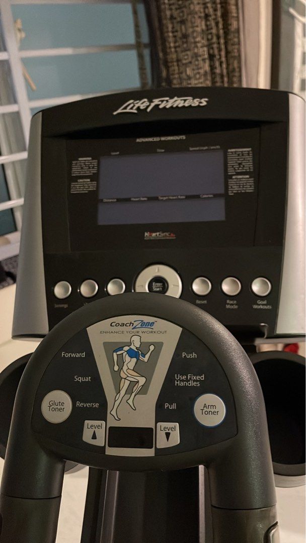 Life Fitness X3 Elliptical Cross Trainer, Sports Equipment, Exercise