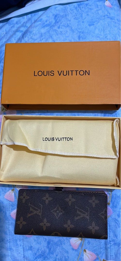 LV CARD HOLDER, Women's Fashion, Bags & Wallets, Wallets & Card holders