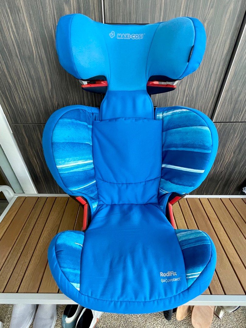 Maxi Cosi Car Seat for 3.512 years LP520, Babies & Kids, Going Out