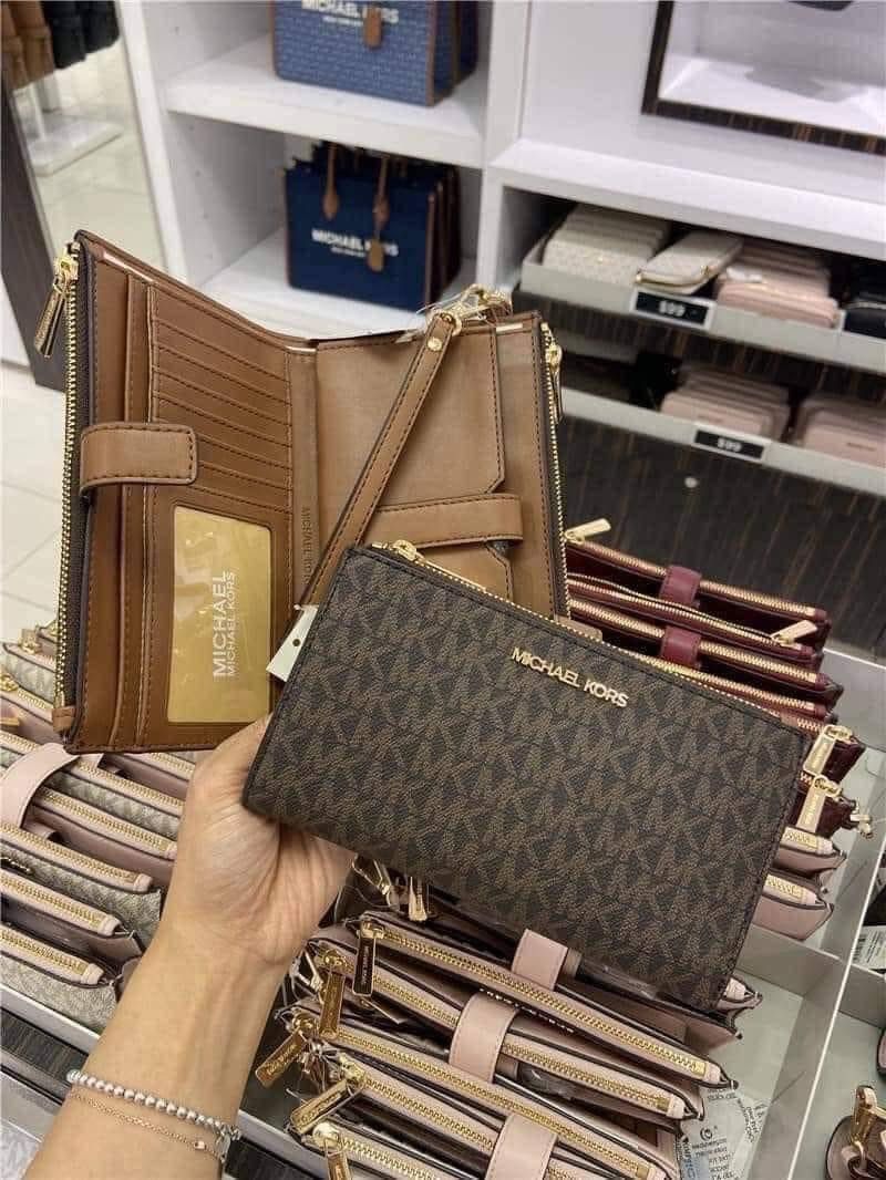 michael kors double zip wallet