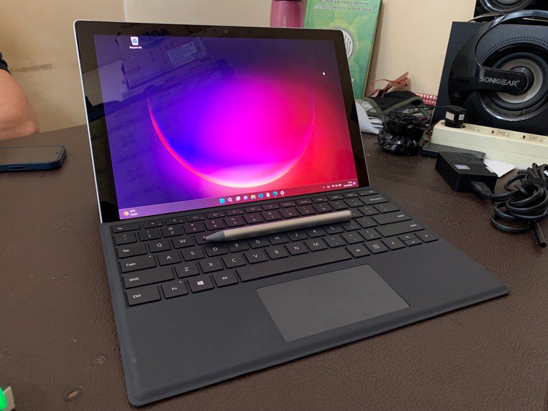 Surface Pro 256gb Microsoft Surface Pro Black 256GB (i5) 8GB, B