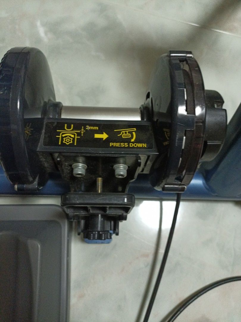 minoura 850