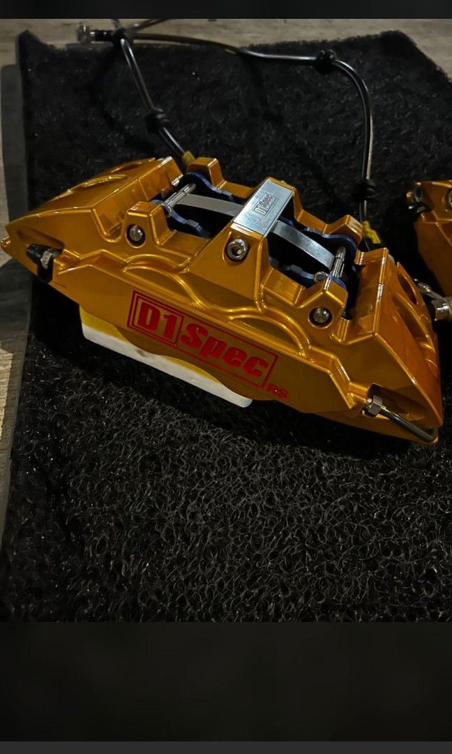 Mitsubishi lancer brake caliper, Car Accessories, Accessories on Carousell