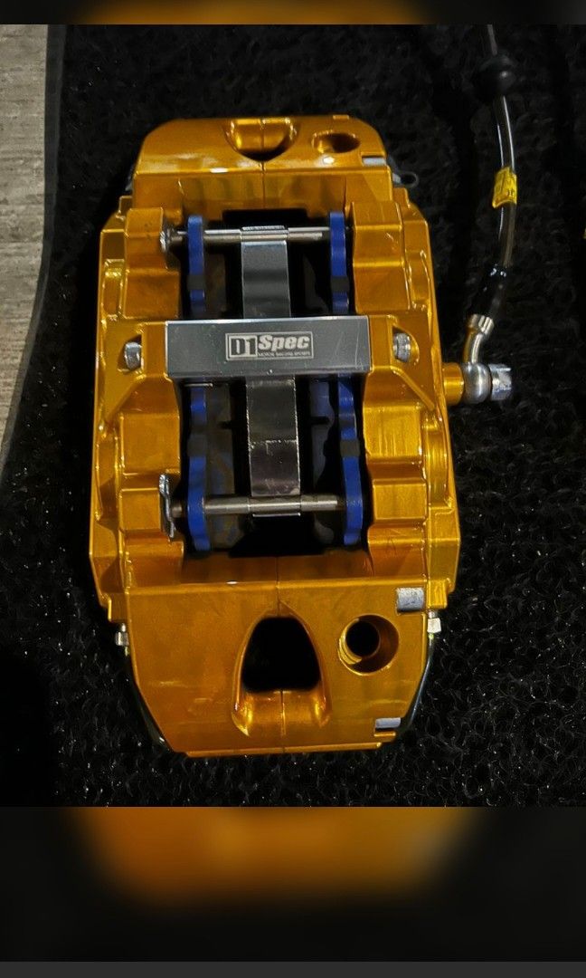 Mitsubishi lancer brake caliper, Car Accessories, Accessories on Carousell