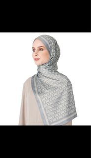 (Category: ) located in . Submitted by calianastore (Listing ID 1195163473, Image 1). Description: .