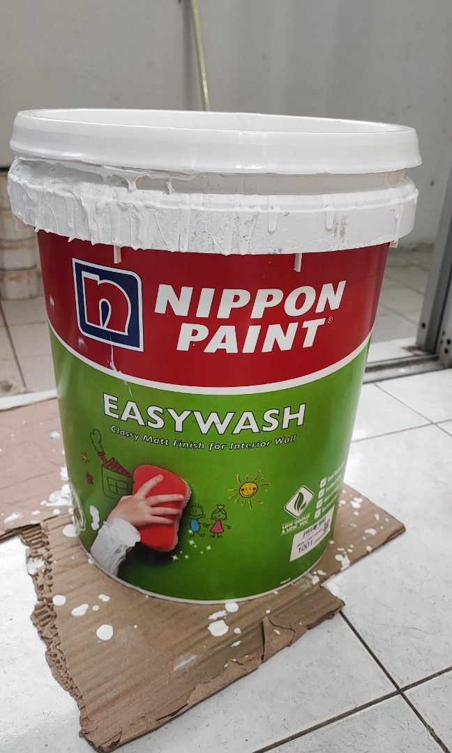 Nippon Paint Easy Wash Brilliant White (used) All for RM18. COD