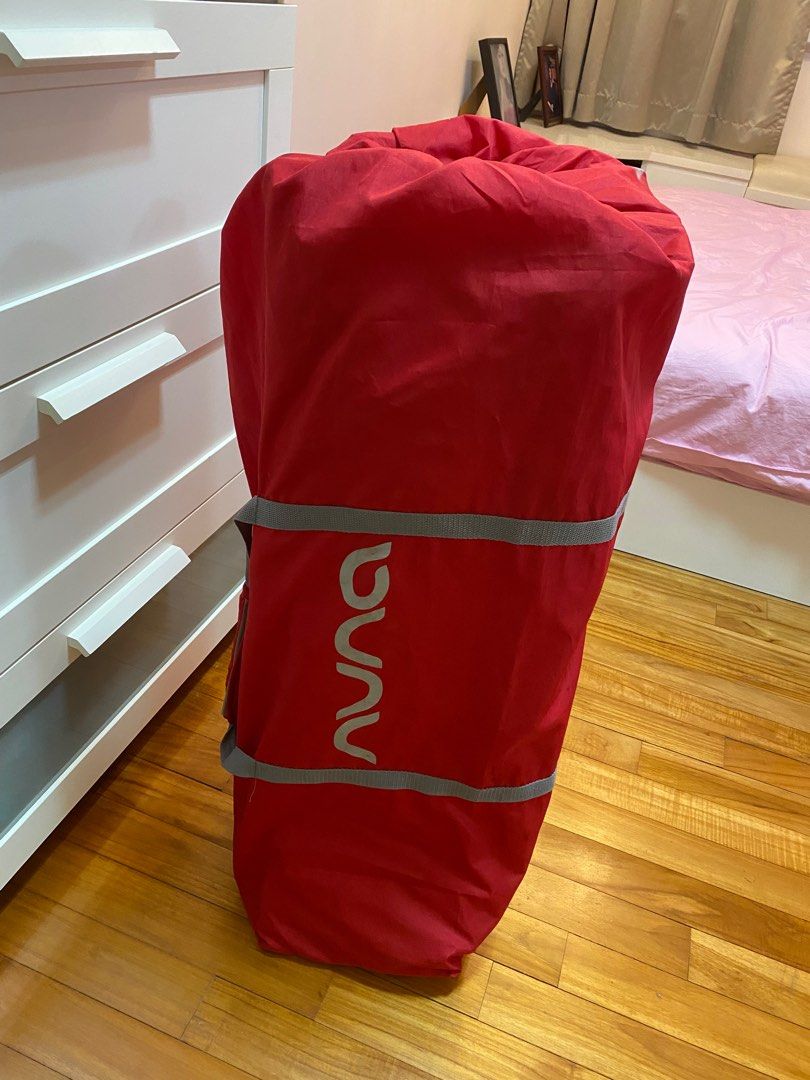 Nuna travel cot, Babies & Kids, Baby Nursery & Kids Furniture, Cots