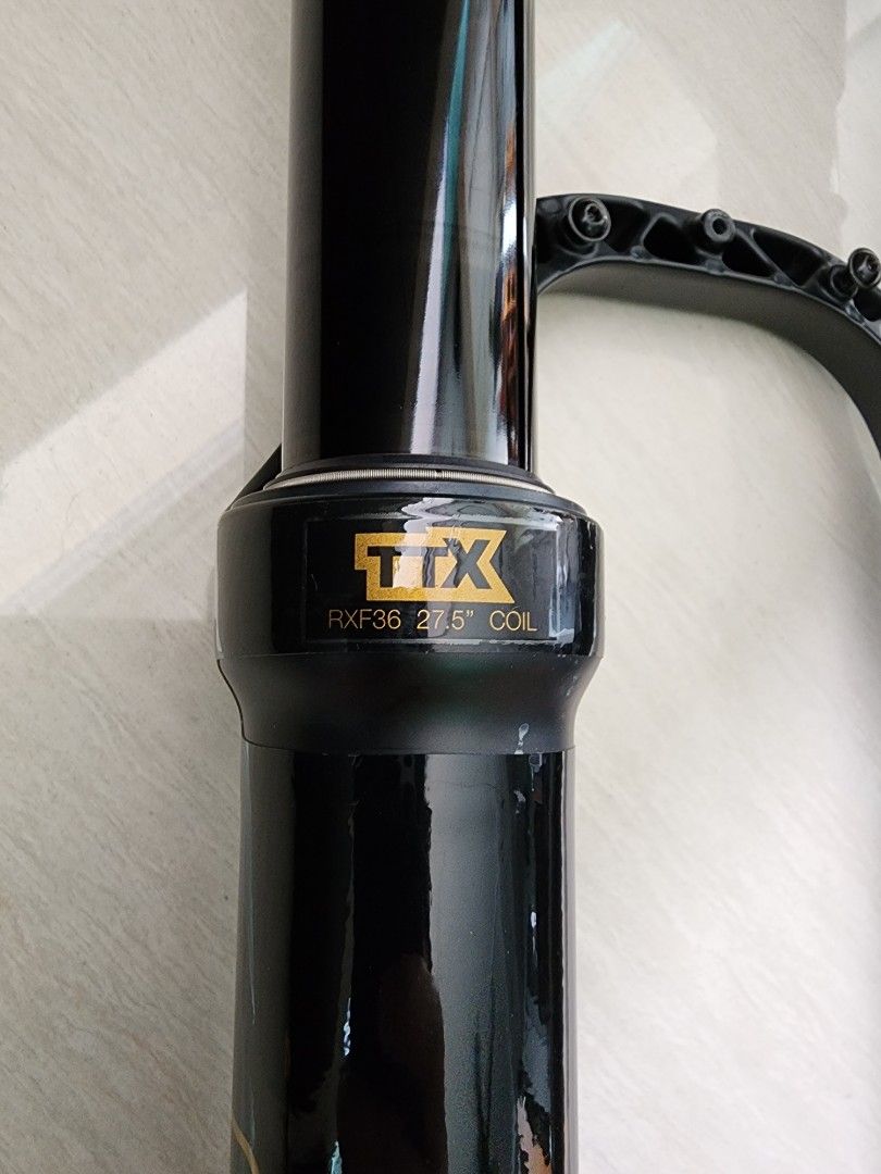 Ohlins RXF 36 Coil 27.5, Sports Equipment, Bicycles & Parts, Bicycles