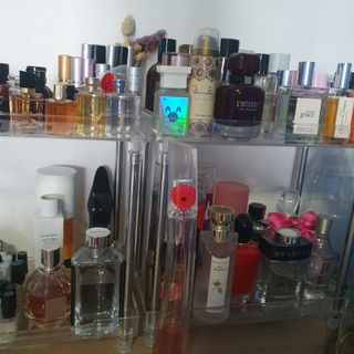 (Category: ) located in . Submitted by nailsisters2127 (Listing ID 1195058959, Image 1). Description: .