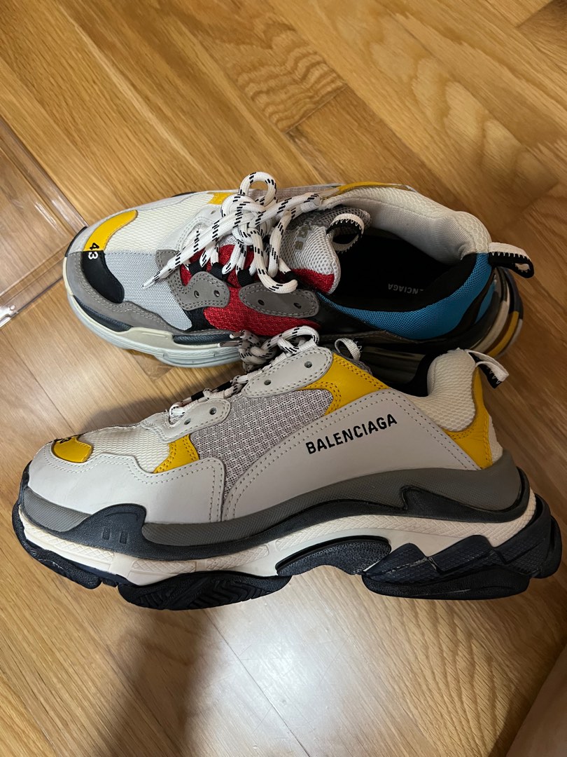 RARE Balenciaga Triple S splitcolour Men s Fashion Footwear Sneakers on Carousell