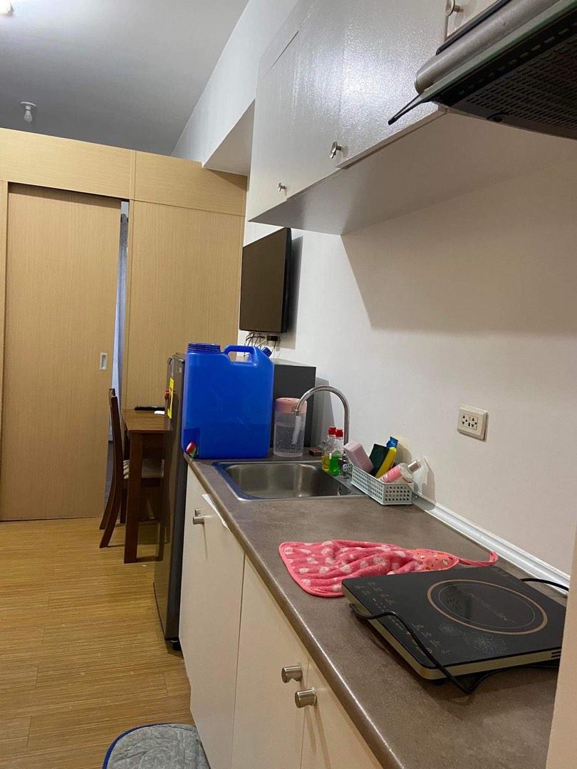 (Category: ) located in . Submitted by thiftwme (Listing ID 1195080697, Image 1). Description: .
