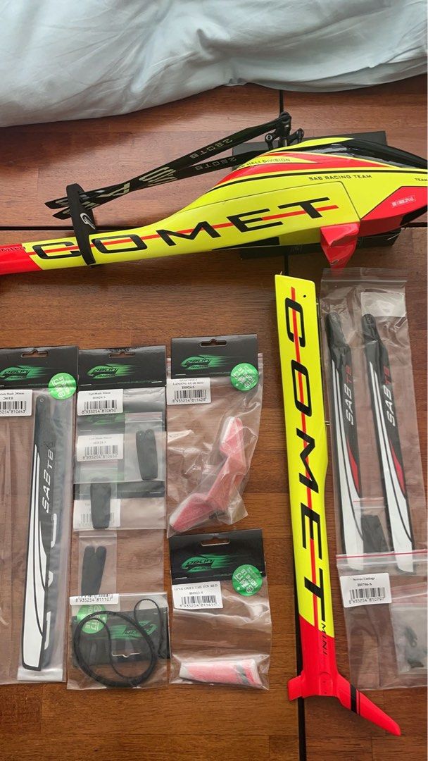 Mini 2025 comet helicopter