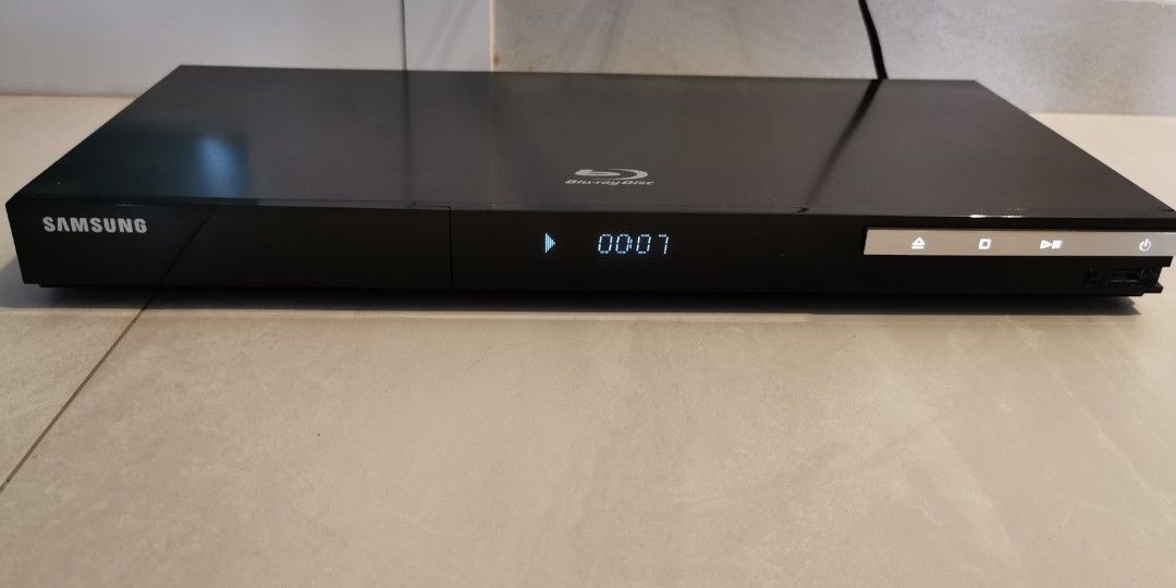 Samsung bluRay player (BDC5500), TV & Home Appliances, TV