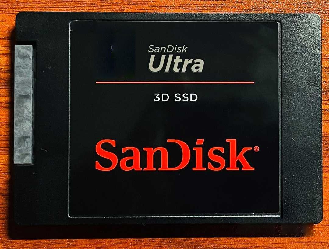 SanDisk Ultra 3D NAND Internal SATA SSD 4TB 內部固態硬碟, 電腦