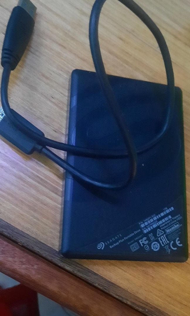 Seagate 1 terabyte external hard drive 3.0, Computers & Tech, Parts