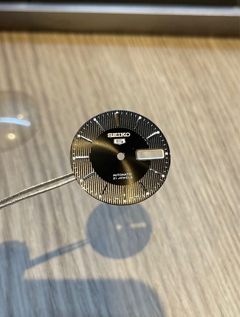 Snk dial deals