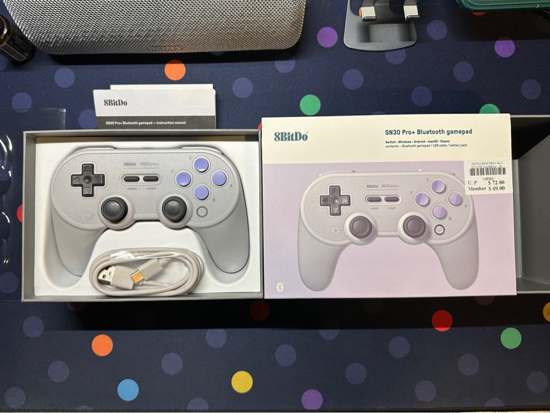SN30 Pro+ Controller (Category: Controllers) located in Singapore. Submitted by RayQ07 (Listing ID 1195137413, Image 3). Description: • Condition 9/10 • Minor peel on the right direction wheel • Selling due to low usage.