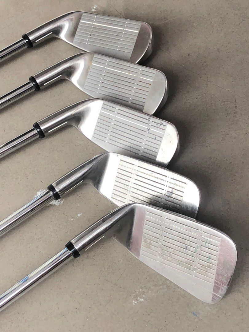 Square Strike Irons and Wedges, Sports Equipment, Sports & Games, Golf