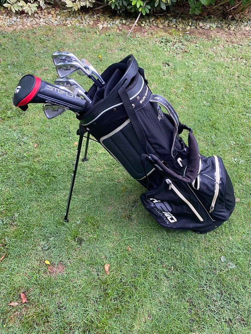 Sun Mountain carry golf bag, Sports Equipment, Sports & Games, Golf on