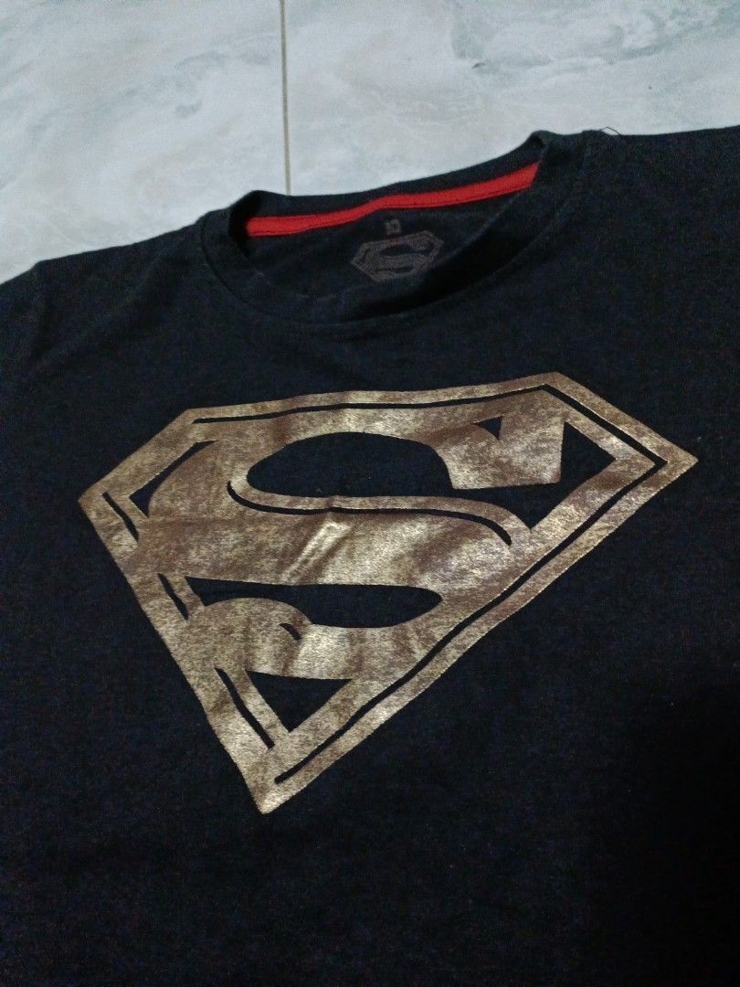 Superman t shirt black and gold discount