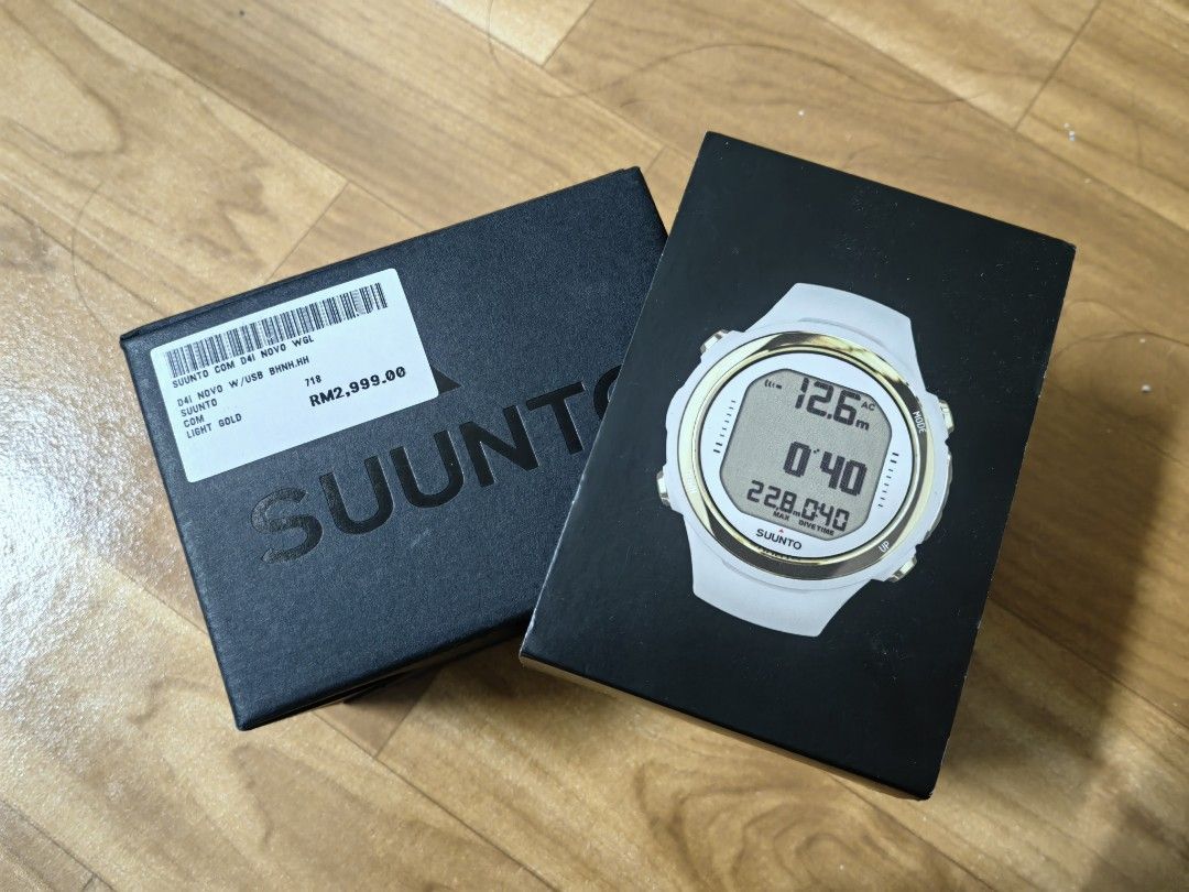 Suunto d4i novo light outlet gold