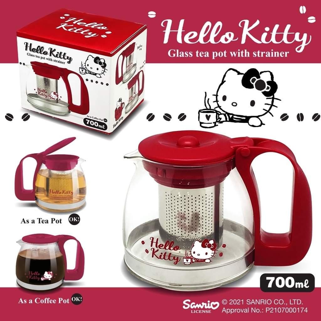 Tea Pot with Filter Japan (Category: Coffee Machines & Makers) located in Manila. Submitted by larascollection0920 (Listing ID 1194960160, Image 1). Description: Tea Pot With Filter 700ml, Japan - Made from heat-resistant material and with comfortable grip handle - Especially designed with non dripping spout - With stainless steel mesh infuser filter for loose teas.