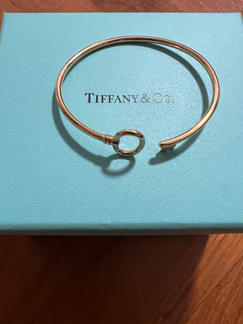Tiffany Co Oval Key Wire Bracelet Women s Fashion Jewelry Organisers Bracelets on Carousell