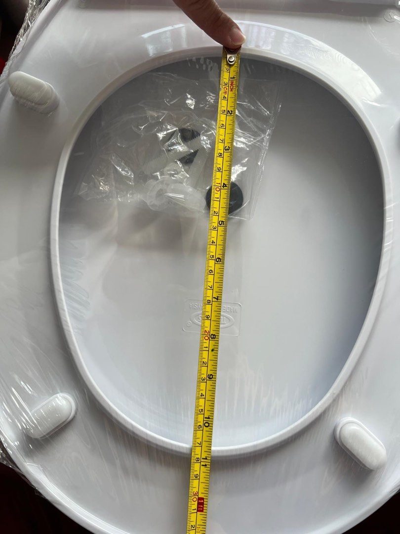 Toilet bowl cover, Furniture & Home Living, Bathroom & Kitchen Fixtures on Carousell