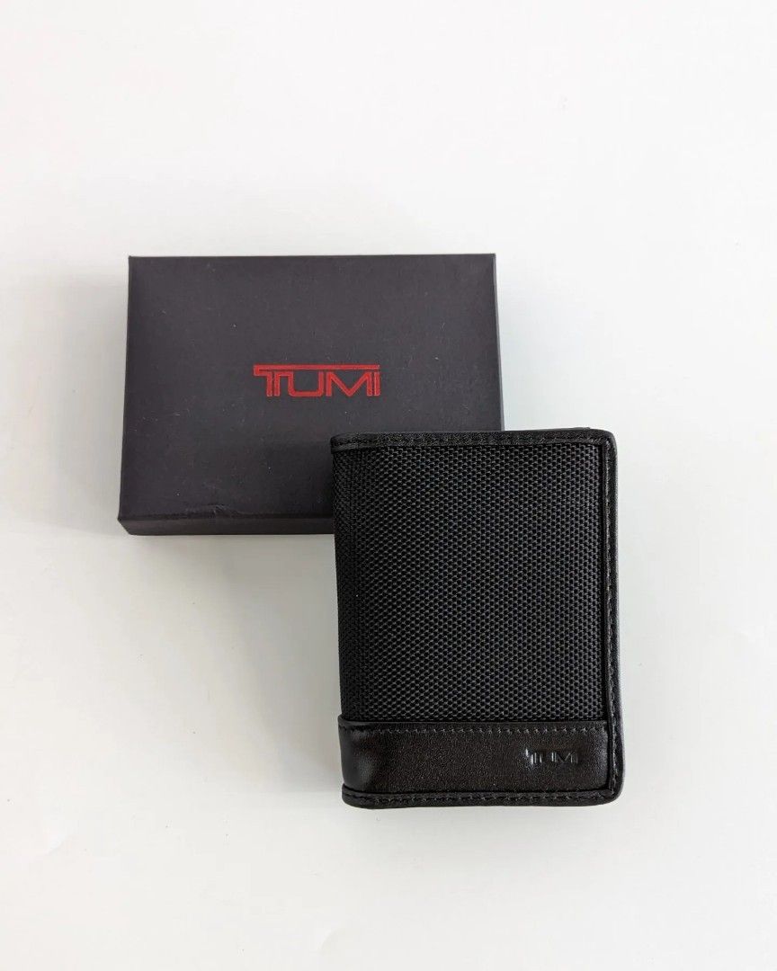 Tumi cardholder shop