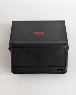 TUMI original travel wallet zip around long wallet