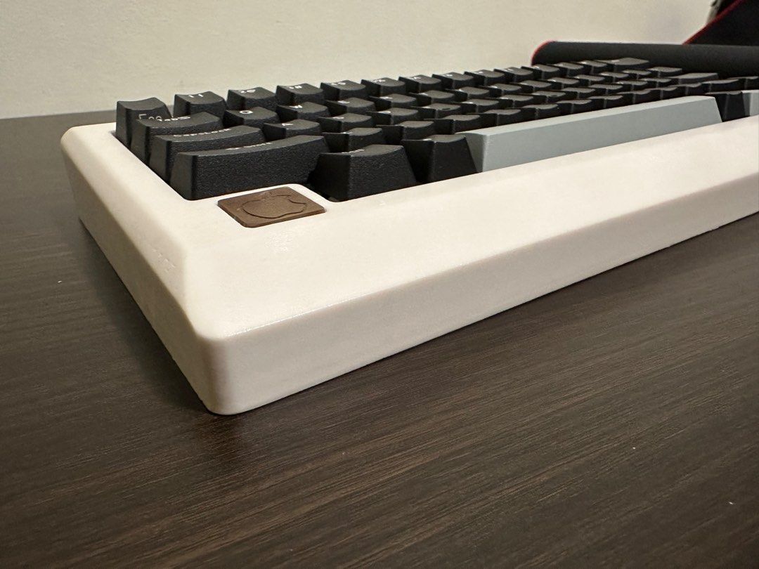 (Unique) Custom-Made Macintosh Mechanical Keyboard, Computers & Tech ...
