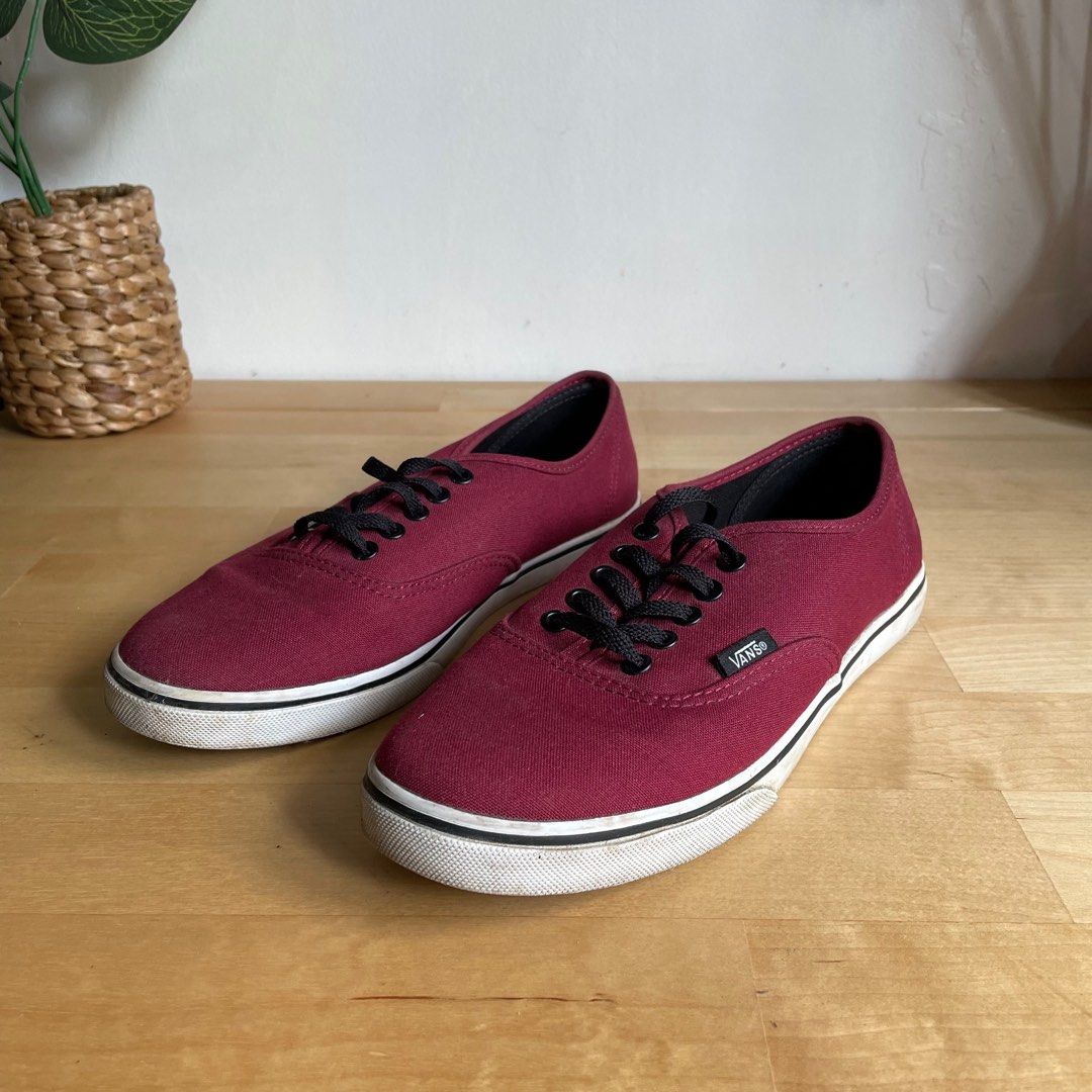 Vans red best sale vine