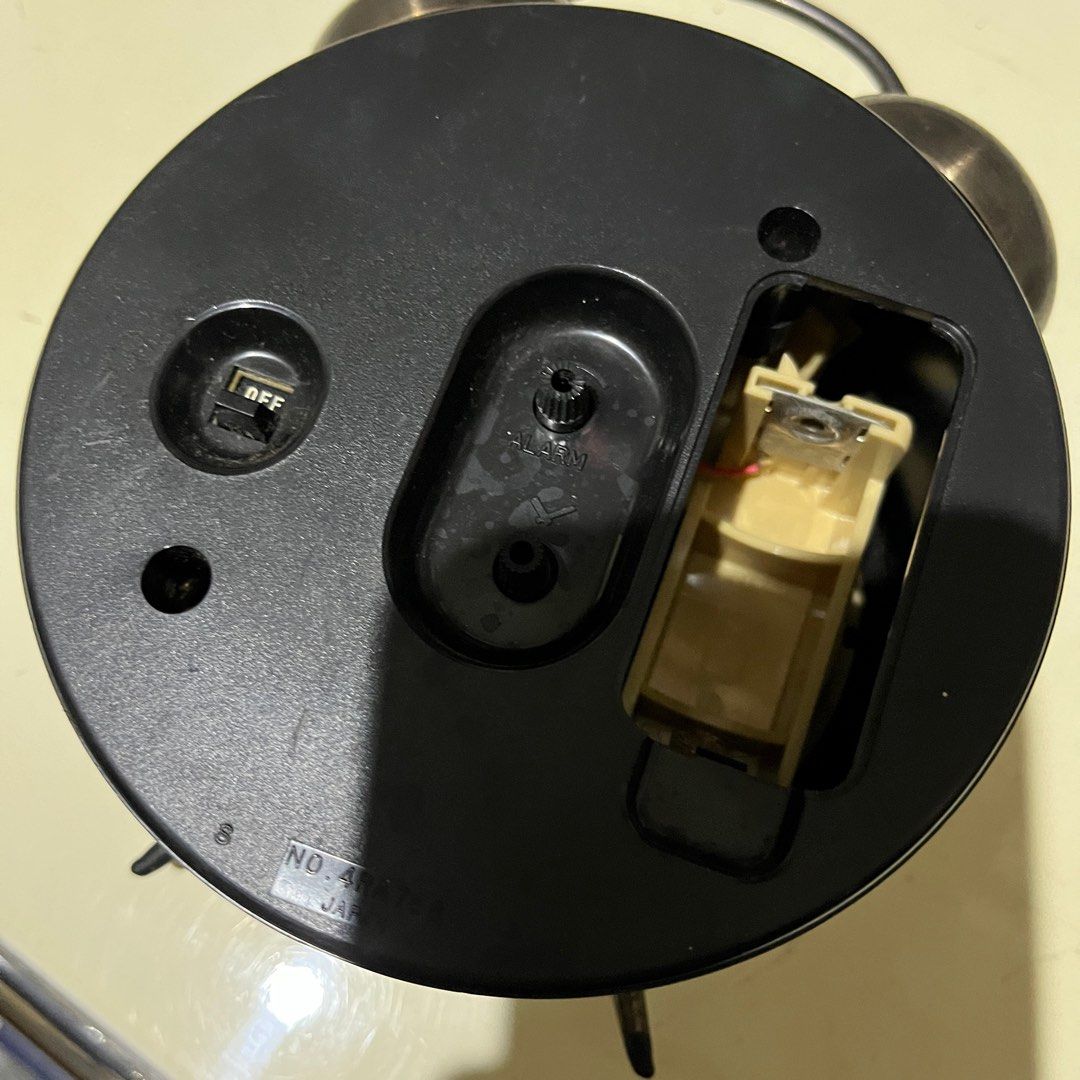 Vintage Citizen Clock (Category: Clocks) located in Quezon City. Submitted by kb0030 (Listing ID 1194967695, Image 2). Description: Clean and not sure if working. I don’t have batteries to try it with As is on photos .