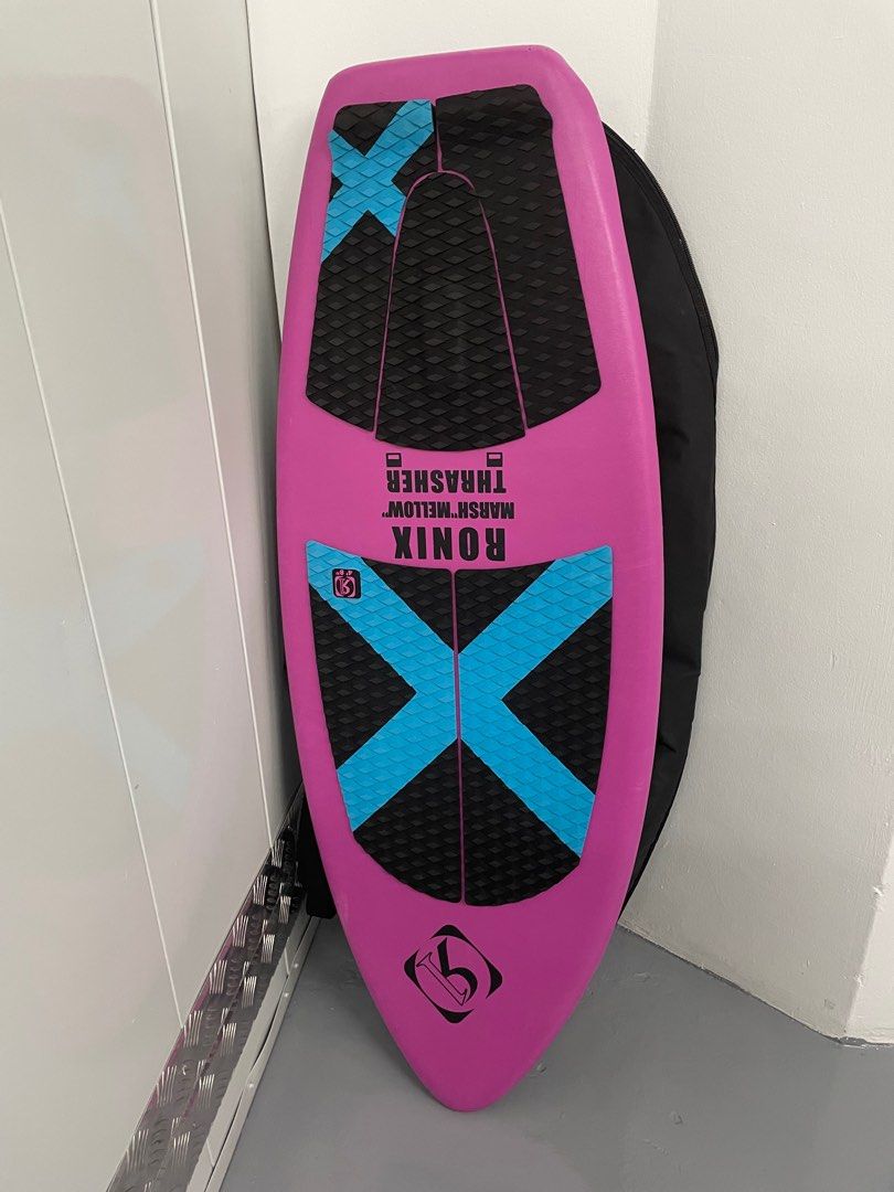 MARSH”MELLOW” THRASHER wakesurf board, Sports Equipment, Other Sports