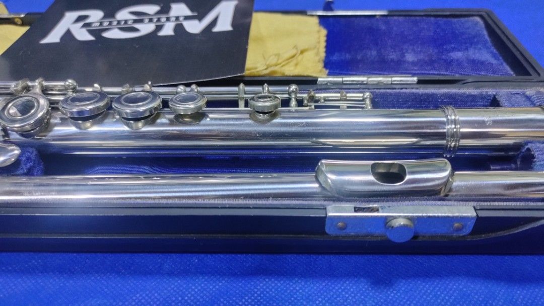 Yamaha Flute YFL 23, Hobbies & Toys, Music & Media, Musical Instruments
