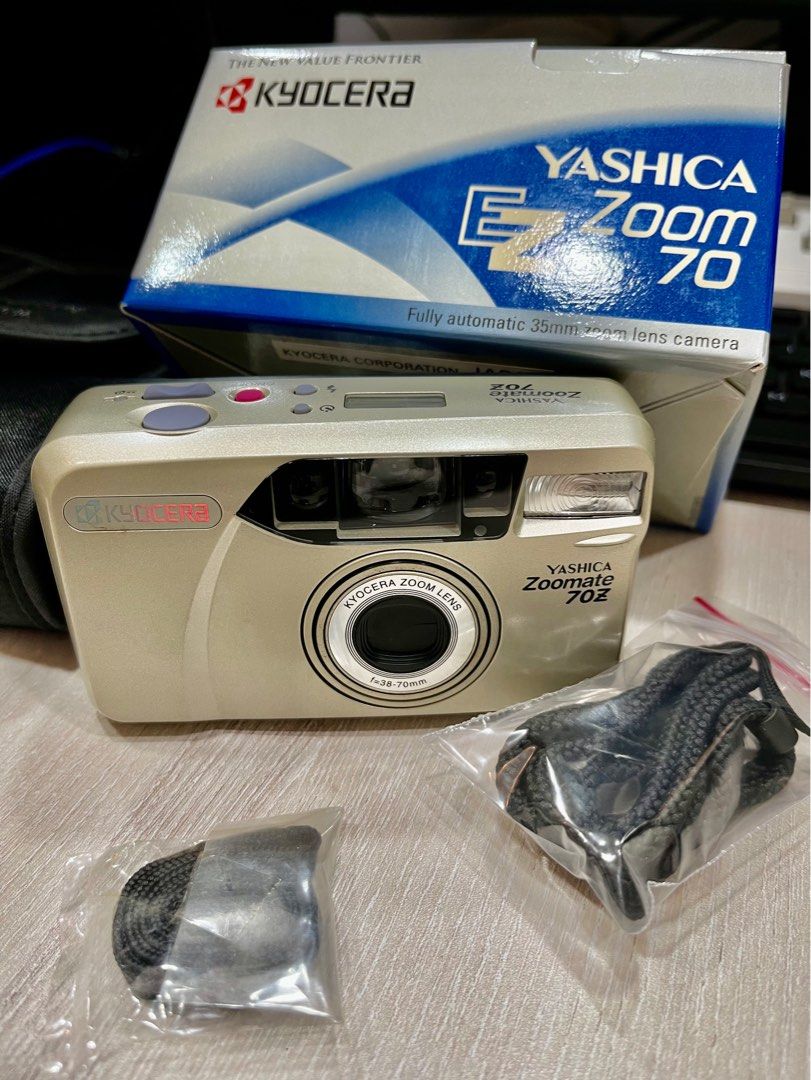 YASHICA EZ Zoom70 Camera, Photography, Cameras on Carousell