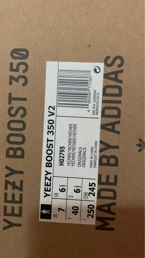 YEEZY BOOST 350 V2 Men s Fashion Footwear Sneakers on Carousell