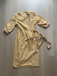 (Category: ) located in . Submitted by yiwen23 (Listing ID 1194993466, Image 1). Description: .