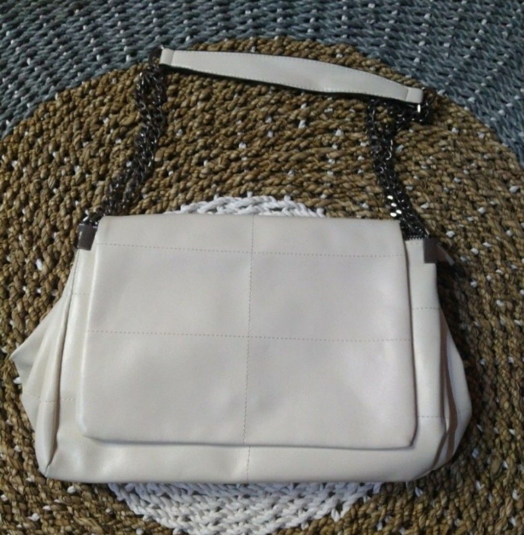 Tas zara basic original, Fesyen Wanita, Tas & Dompet di Carousell